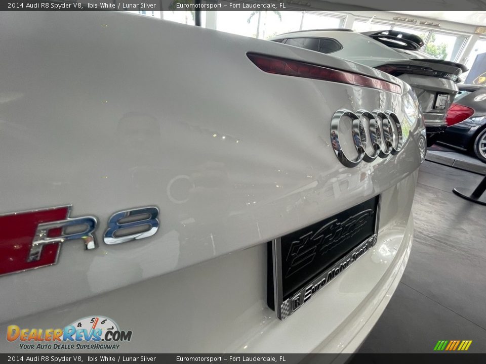 2014 Audi R8 Spyder V8 Ibis White / Lunar Silver Photo #12