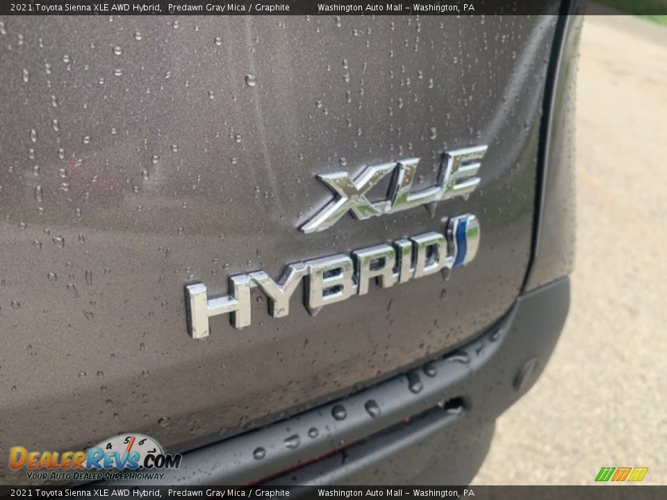 2021 Toyota Sienna XLE AWD Hybrid Predawn Gray Mica / Graphite Photo #36