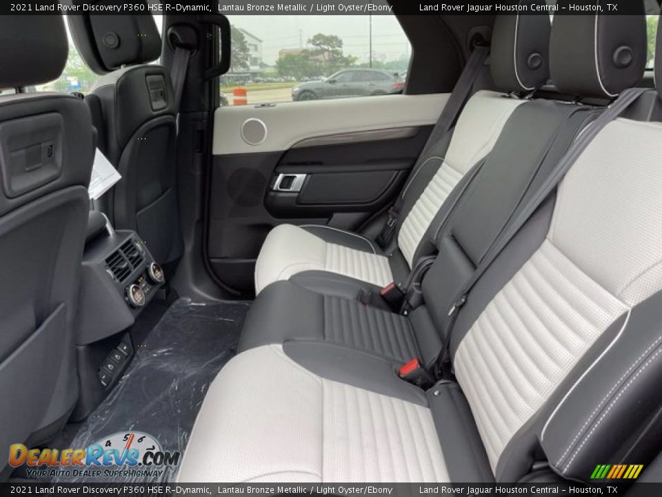 Rear Seat of 2021 Land Rover Discovery P360 HSE R-Dynamic Photo #5