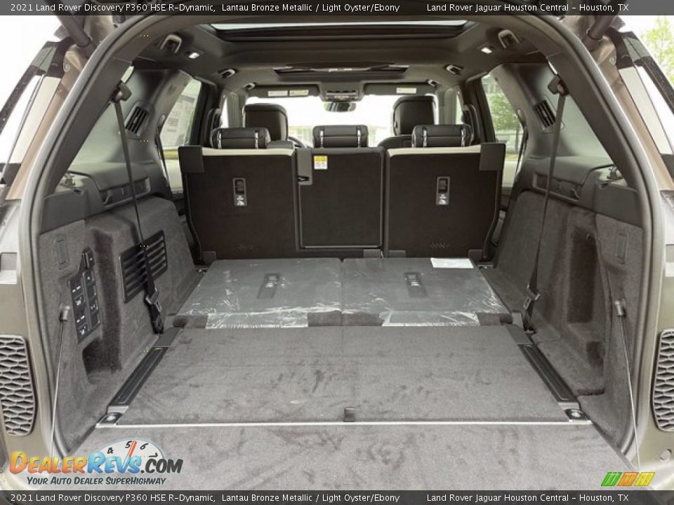 2021 Land Rover Discovery P360 HSE R-Dynamic Trunk Photo #24