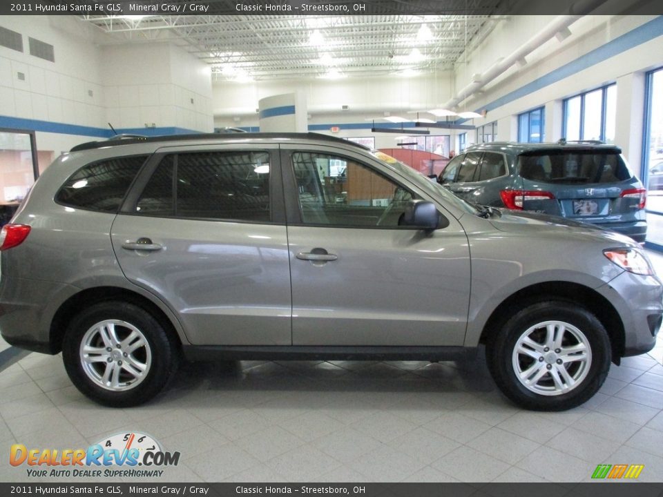 2011 Hyundai Santa Fe GLS Mineral Gray / Gray Photo #4