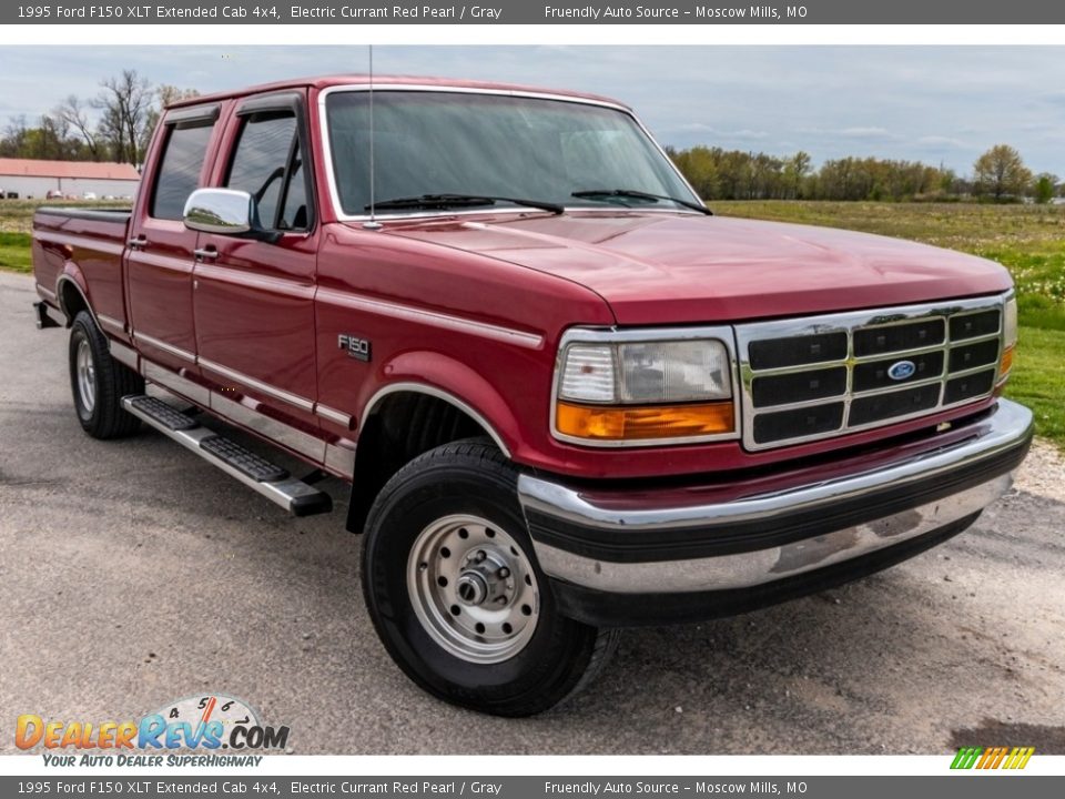 Electric Currant Red Pearl 1995 Ford F150 XLT Extended Cab 4x4 Photo #1