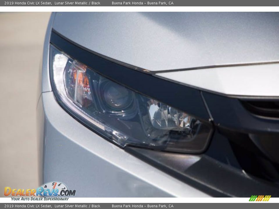 2019 Honda Civic LX Sedan Lunar Silver Metallic / Black Photo #8