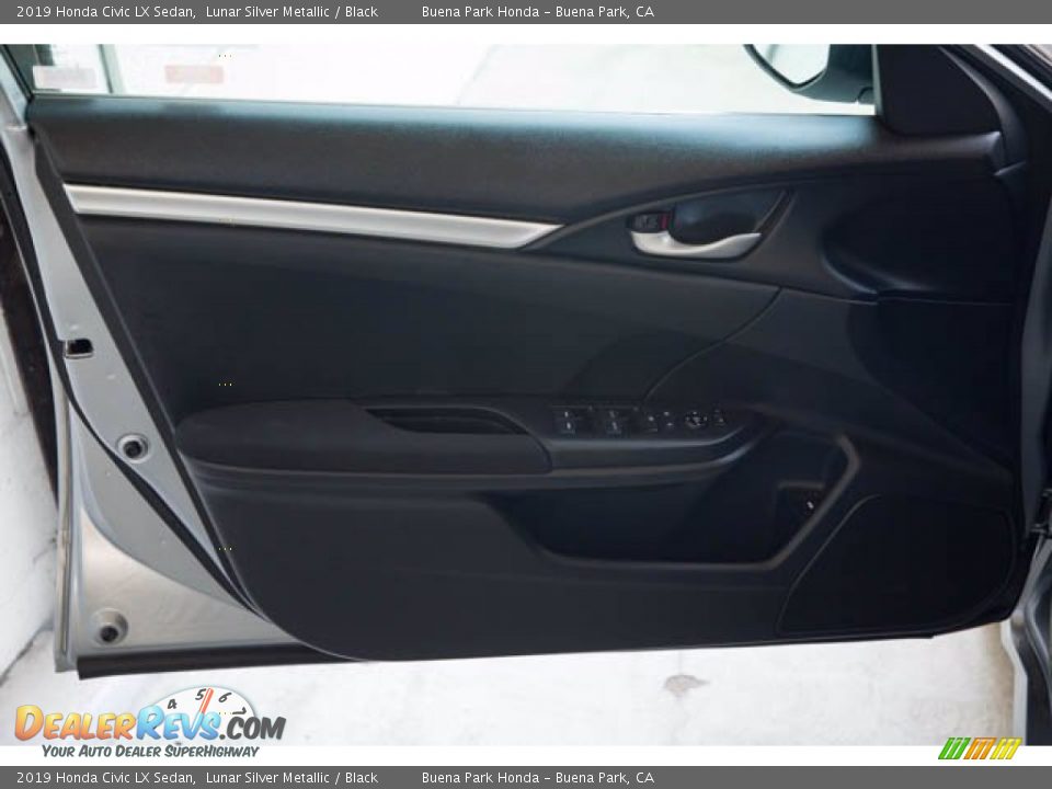 2019 Honda Civic LX Sedan Lunar Silver Metallic / Black Photo #28