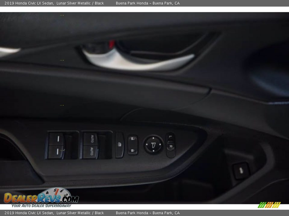 2019 Honda Civic LX Sedan Lunar Silver Metallic / Black Photo #29
