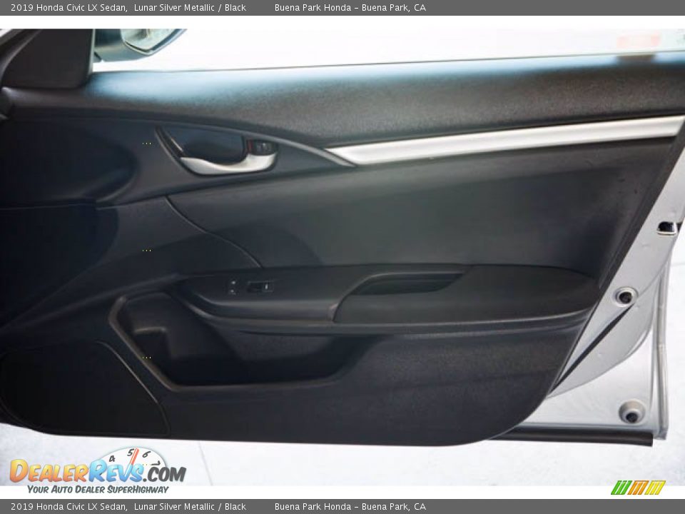 2019 Honda Civic LX Sedan Lunar Silver Metallic / Black Photo #32