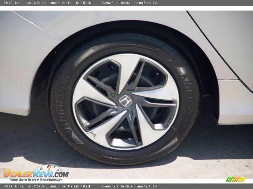 2019 Honda Civic LX Sedan Lunar Silver Metallic / Black Photo #34