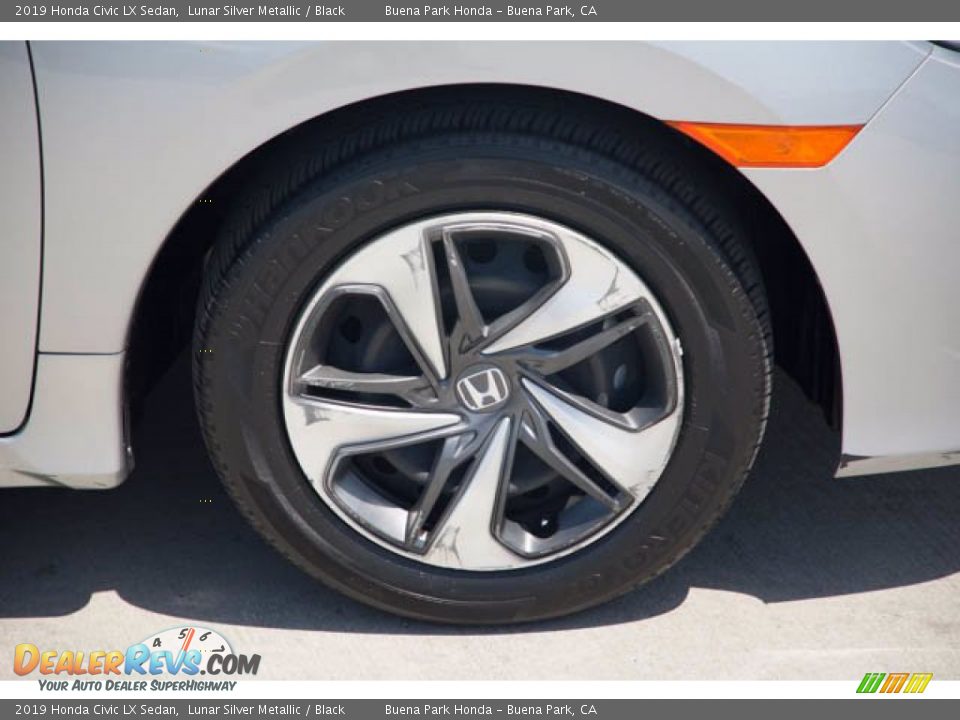 2019 Honda Civic LX Sedan Lunar Silver Metallic / Black Photo #35
