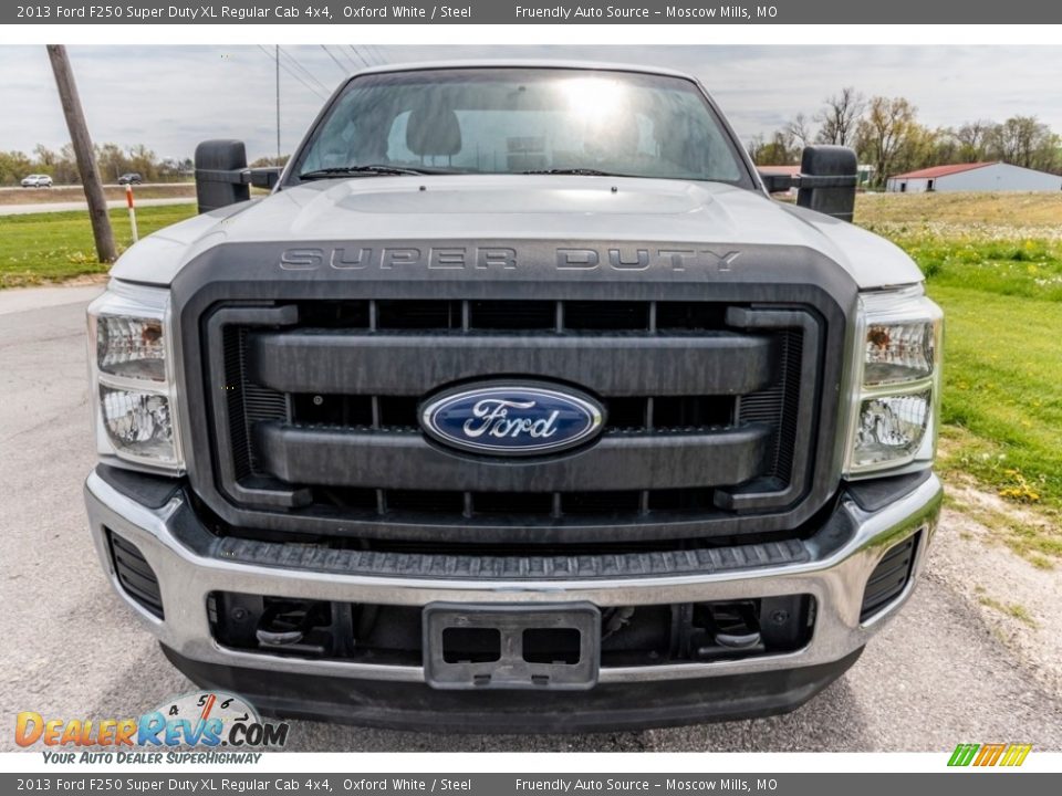 2013 Ford F250 Super Duty XL Regular Cab 4x4 Oxford White / Steel Photo #9