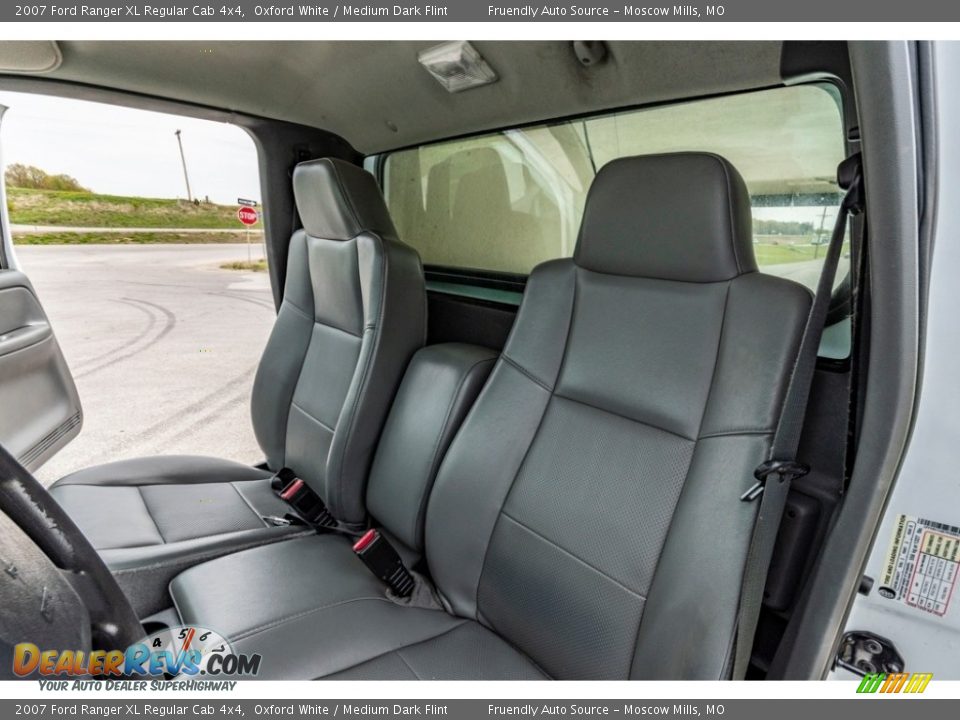 Front Seat of 2007 Ford Ranger XL Regular Cab 4x4 Photo #17