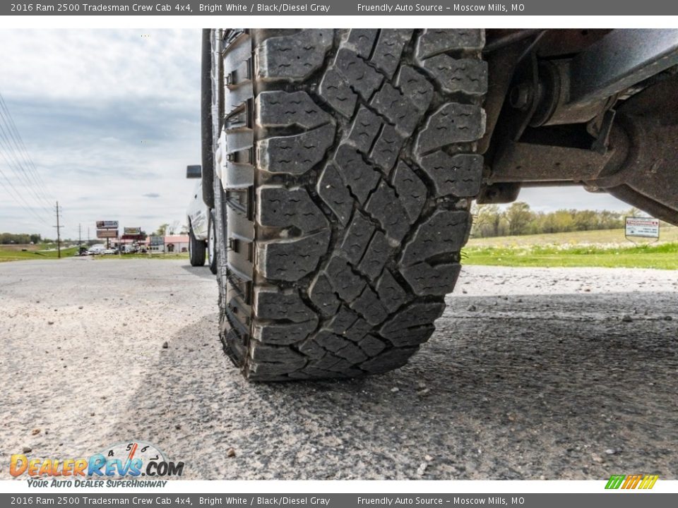 2016 Ram 2500 Tradesman Crew Cab 4x4 Bright White / Black/Diesel Gray Photo #12