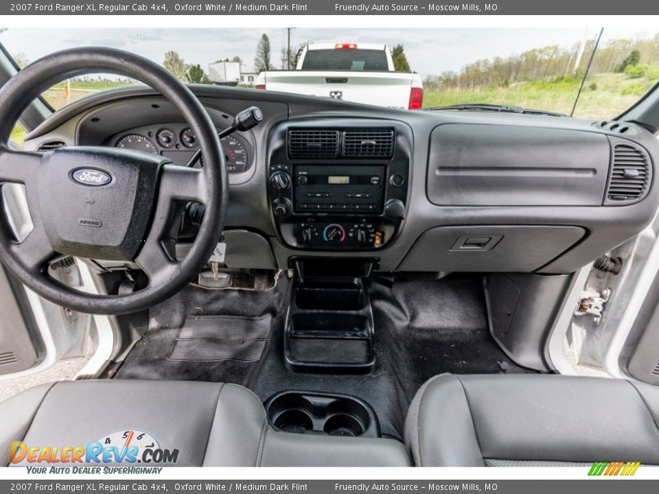 Dashboard of 2007 Ford Ranger XL Regular Cab 4x4 Photo #26