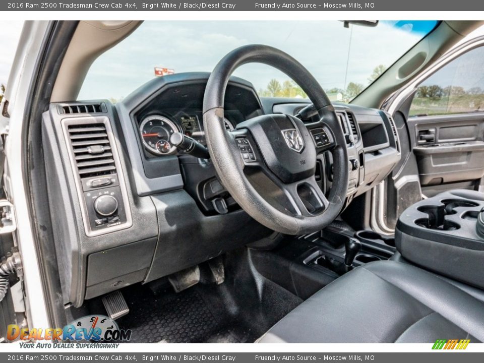 2016 Ram 2500 Tradesman Crew Cab 4x4 Bright White / Black/Diesel Gray Photo #20