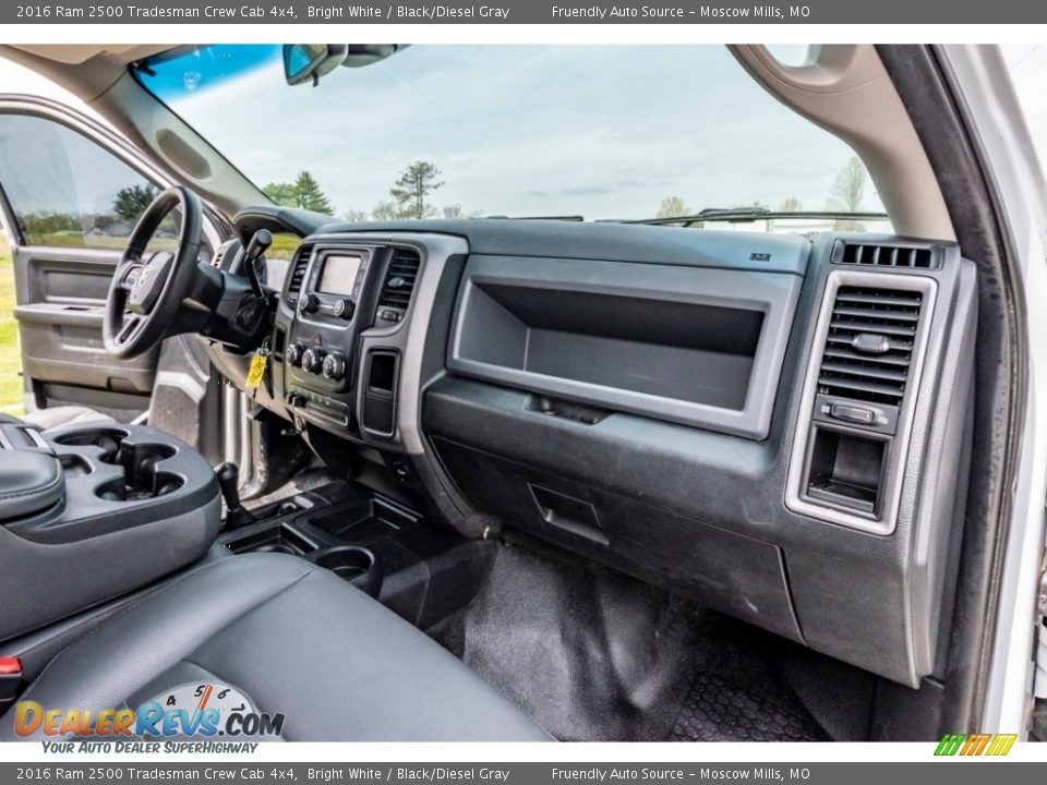 Dashboard of 2016 Ram 2500 Tradesman Crew Cab 4x4 Photo #29