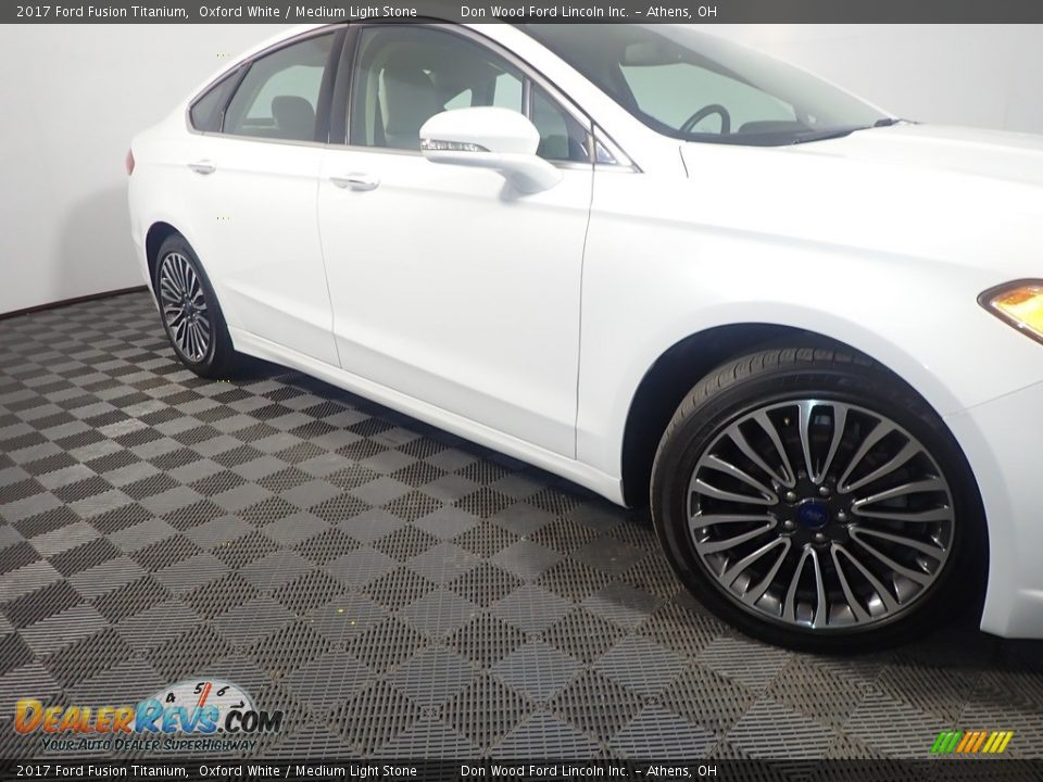 2017 Ford Fusion Titanium Oxford White / Medium Light Stone Photo #4