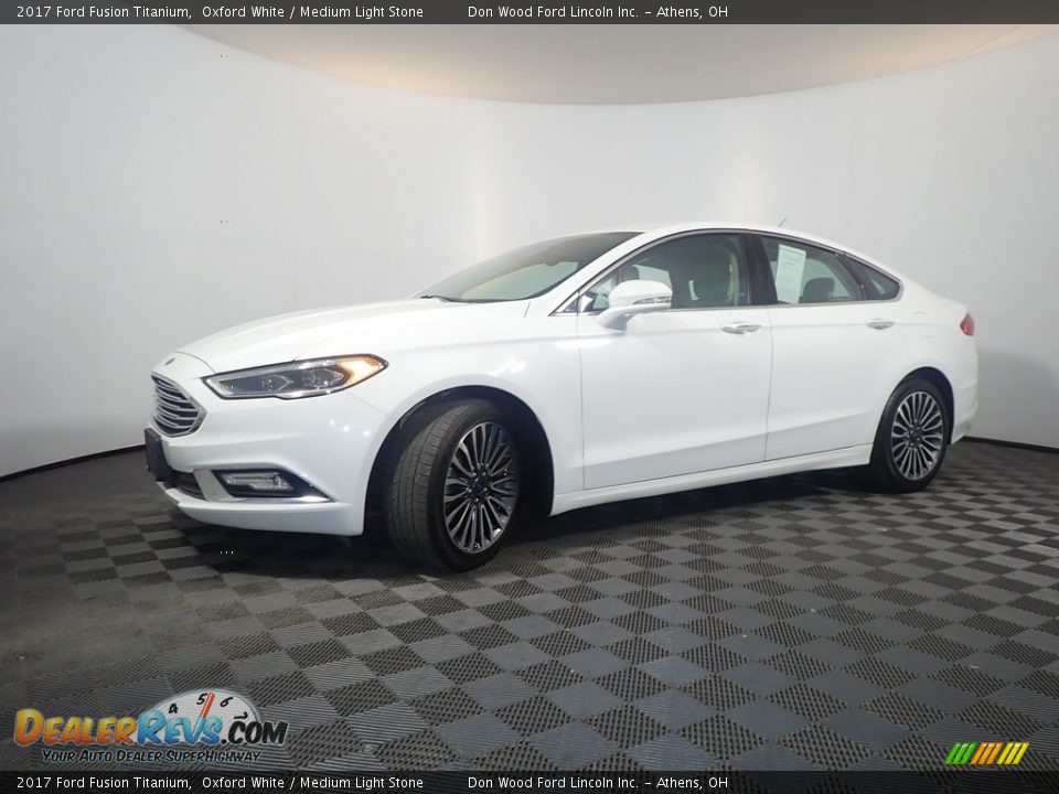 2017 Ford Fusion Titanium Oxford White / Medium Light Stone Photo #8