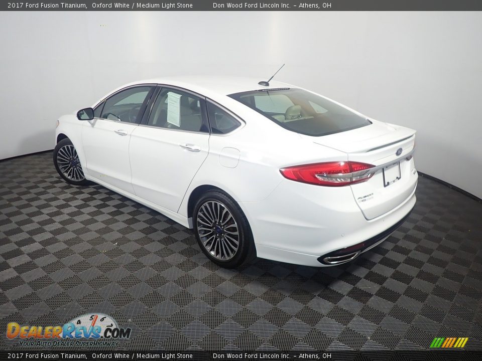 2017 Ford Fusion Titanium Oxford White / Medium Light Stone Photo #12