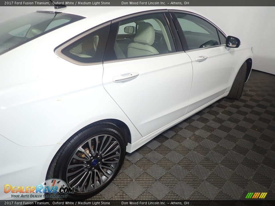2017 Ford Fusion Titanium Oxford White / Medium Light Stone Photo #19