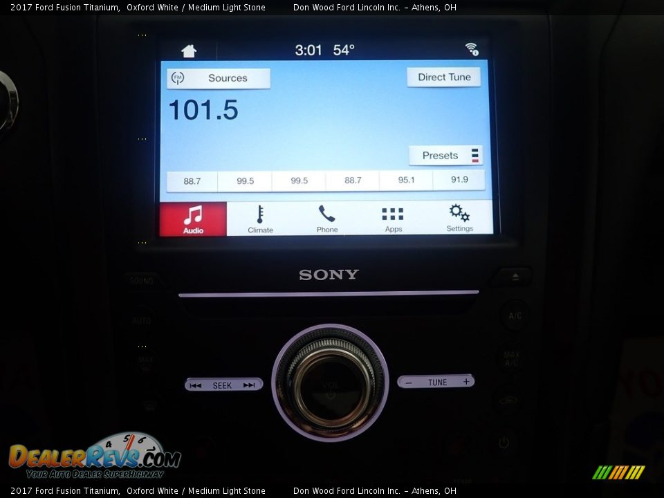 2017 Ford Fusion Titanium Oxford White / Medium Light Stone Photo #22