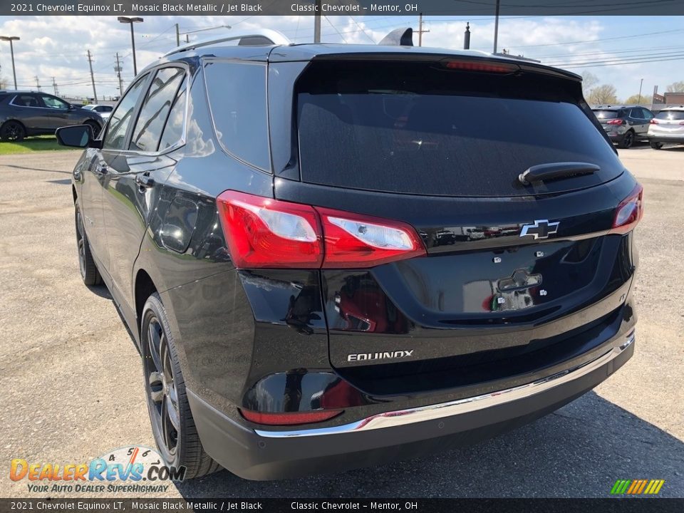 2021 Chevrolet Equinox LT Mosaic Black Metallic / Jet Black Photo #4