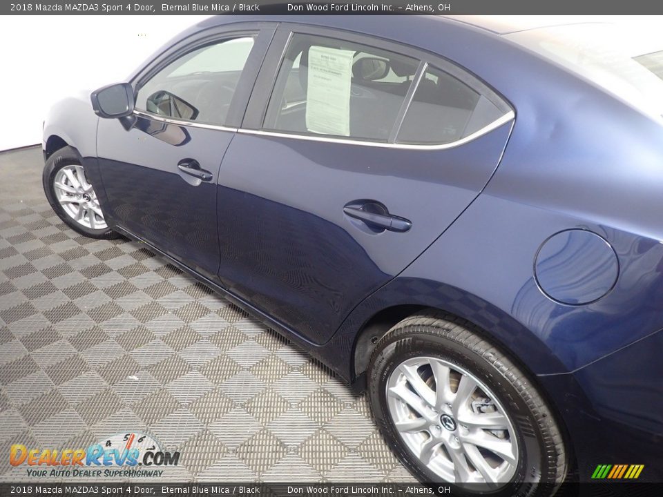 2018 Mazda MAZDA3 Sport 4 Door Eternal Blue Mica / Black Photo #16