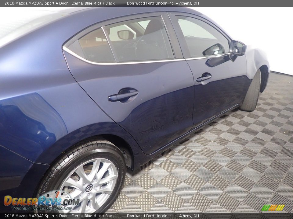 2018 Mazda MAZDA3 Sport 4 Door Eternal Blue Mica / Black Photo #17