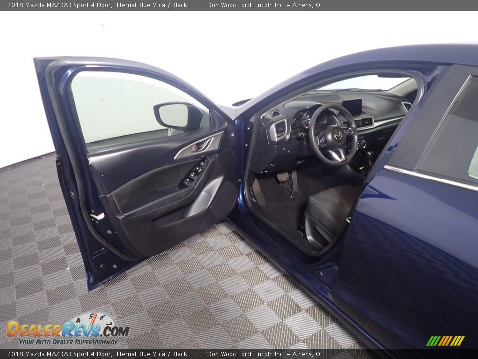 2018 Mazda MAZDA3 Sport 4 Door Eternal Blue Mica / Black Photo #18