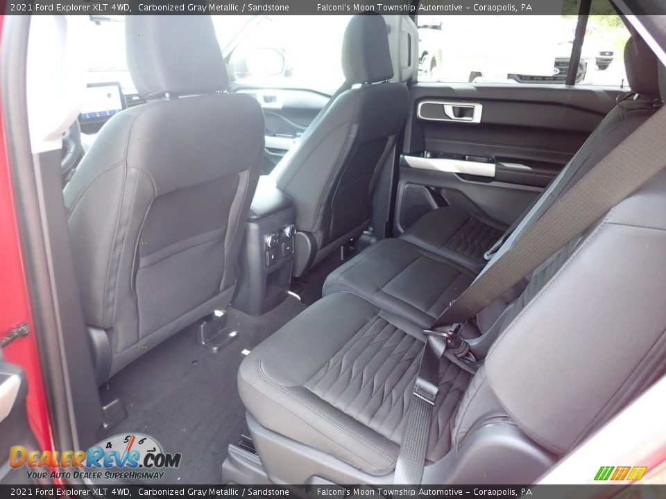 2021 Ford Explorer XLT 4WD Carbonized Gray Metallic / Sandstone Photo #9