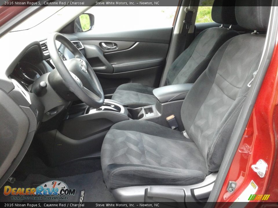 2016 Nissan Rogue S Cayenne Red / Charcoal Photo #13