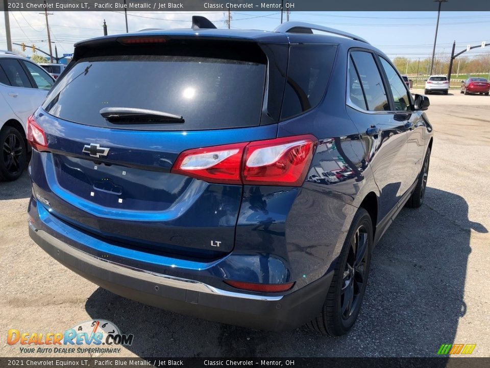 2021 Chevrolet Equinox LT Pacific Blue Metallic / Jet Black Photo #3