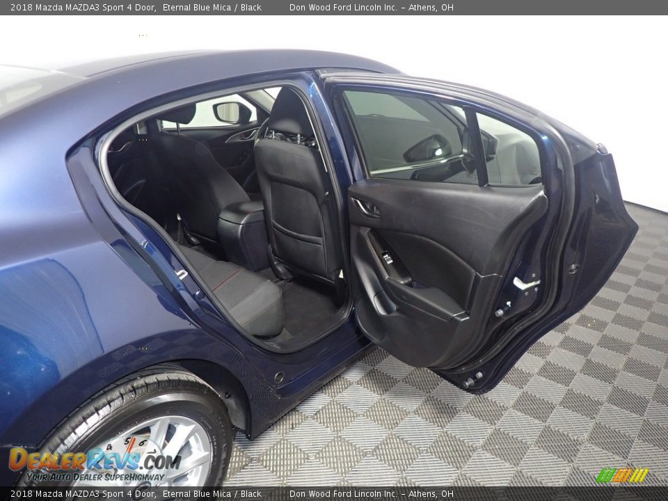 2018 Mazda MAZDA3 Sport 4 Door Eternal Blue Mica / Black Photo #34