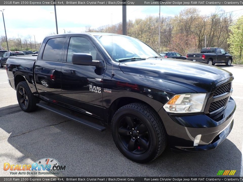 2018 Ram 1500 Express Crew Cab 4x4 Brilliant Black Crystal Pearl / Black/Diesel Gray Photo #4