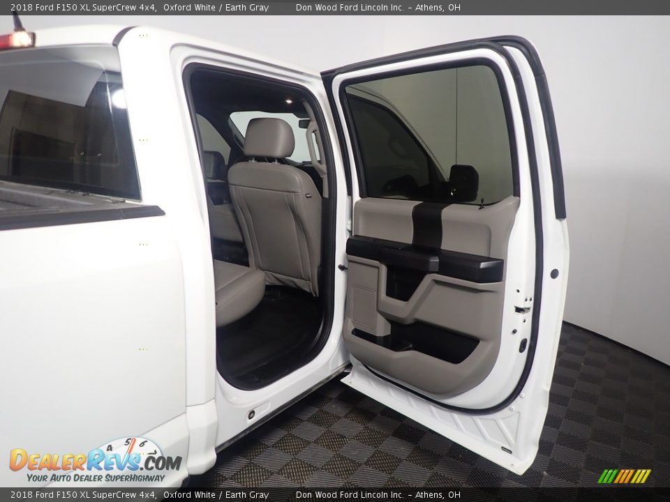 2018 Ford F150 XL SuperCrew 4x4 Oxford White / Earth Gray Photo #32