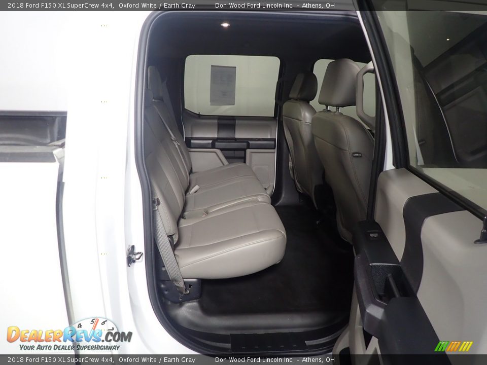 2018 Ford F150 XL SuperCrew 4x4 Oxford White / Earth Gray Photo #33