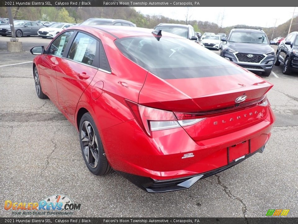 2021 Hyundai Elantra SEL Calypso Red / Black Photo #6