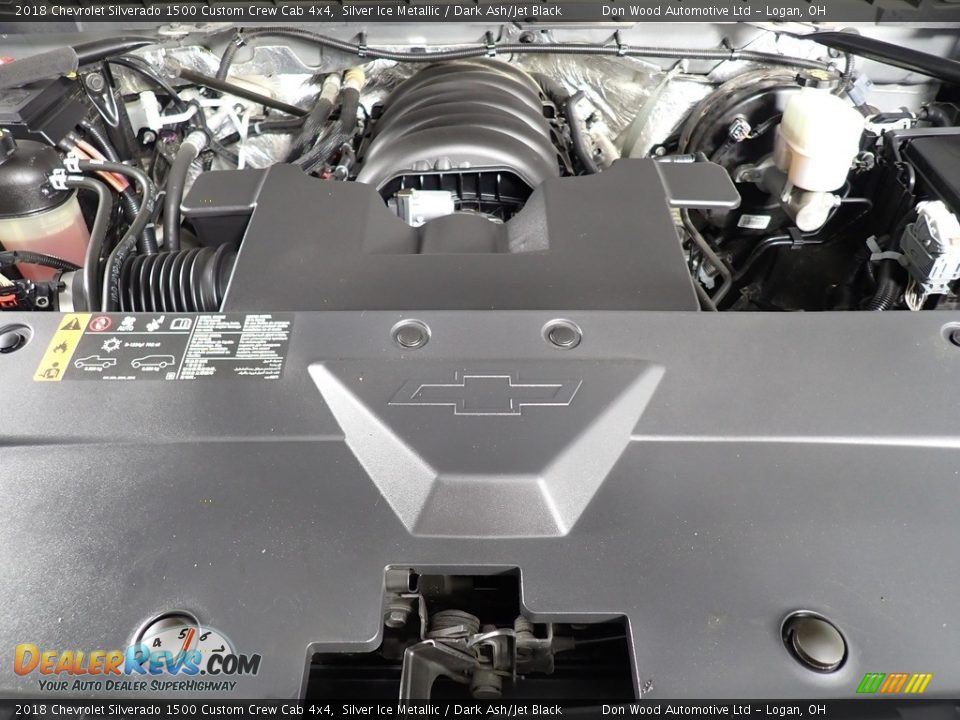 2018 Chevrolet Silverado 1500 Custom Crew Cab 4x4 Silver Ice Metallic / Dark Ash/Jet Black Photo #7