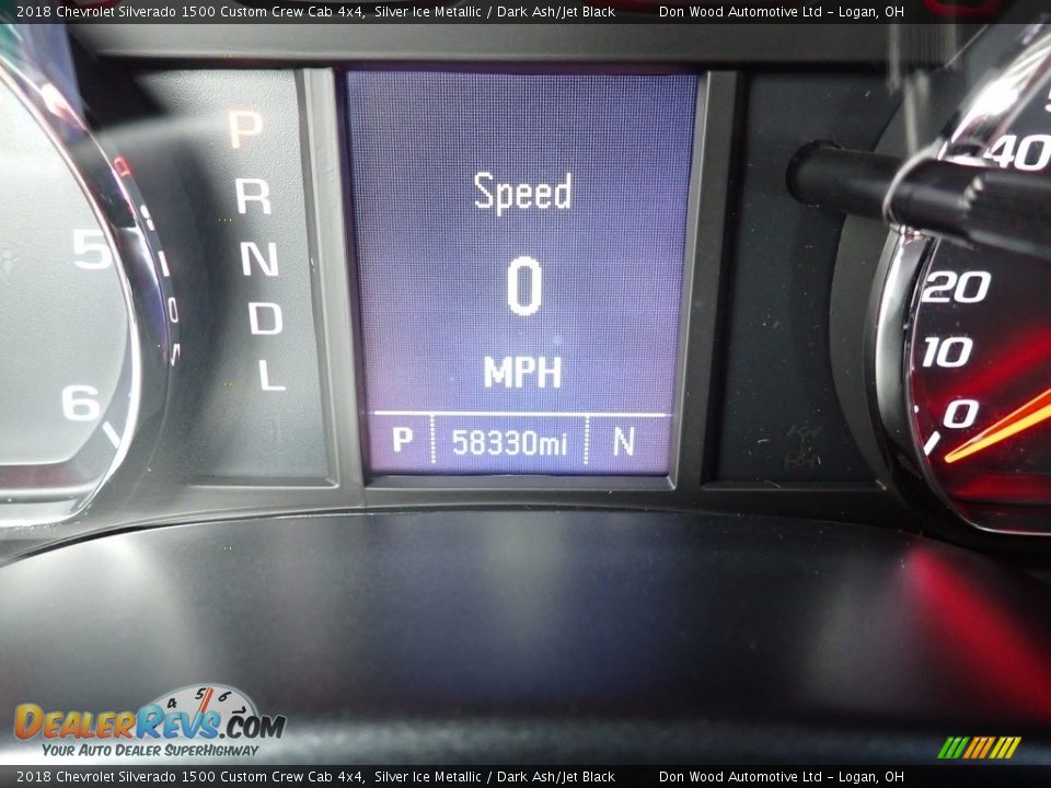 2018 Chevrolet Silverado 1500 Custom Crew Cab 4x4 Silver Ice Metallic / Dark Ash/Jet Black Photo #21