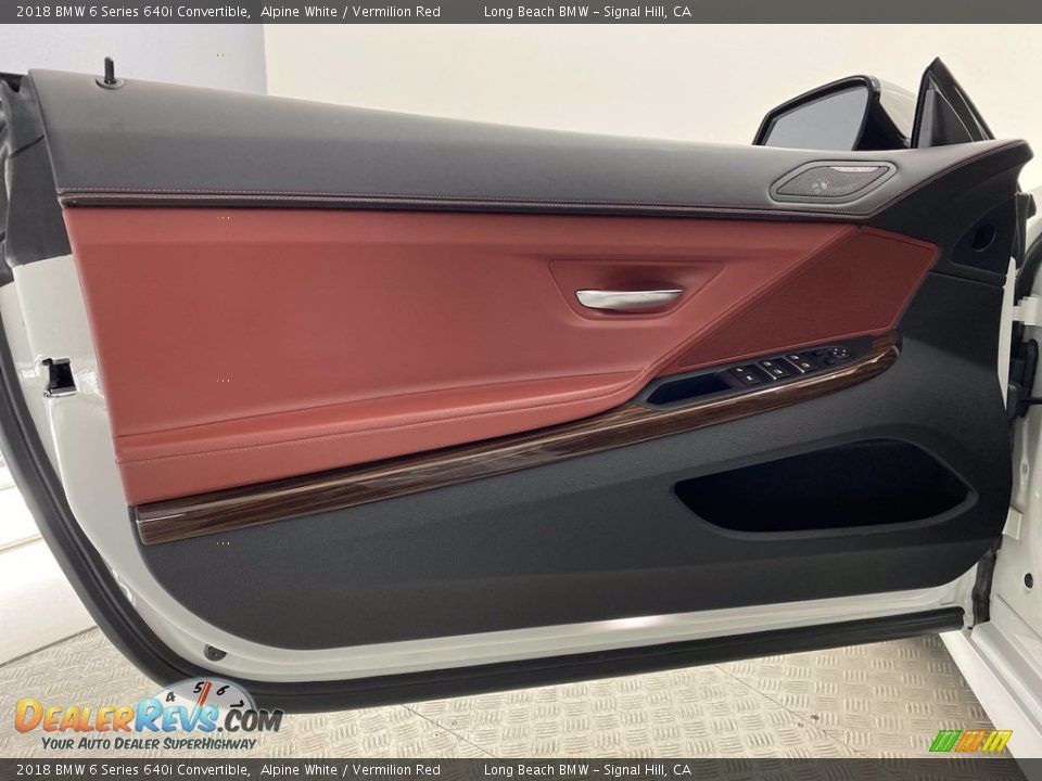 Door Panel of 2018 BMW 6 Series 640i Convertible Photo #13