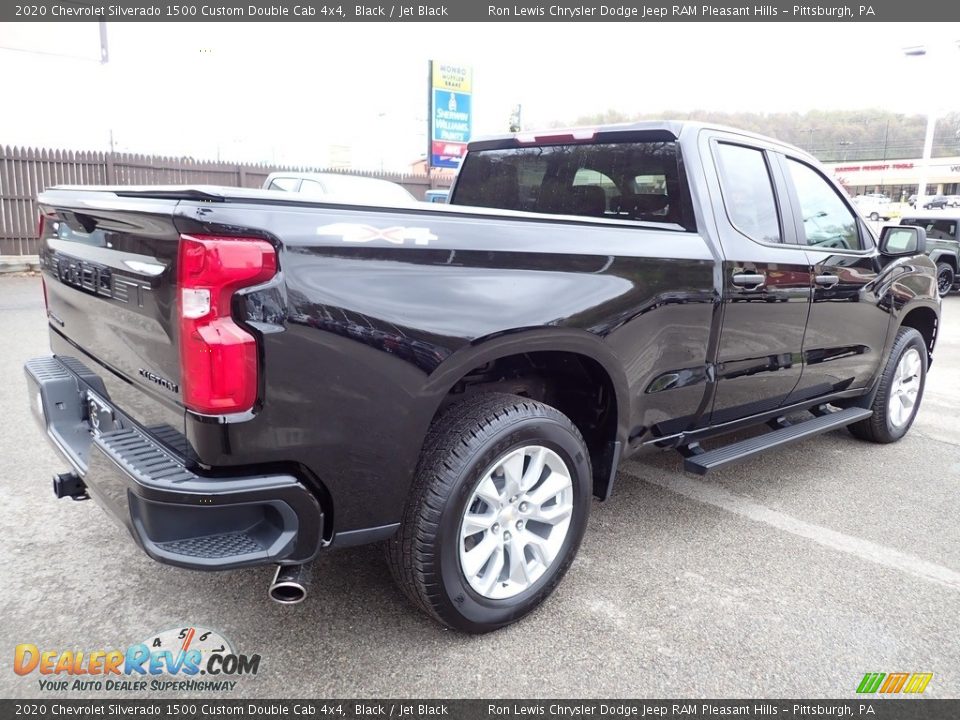 2020 Chevrolet Silverado 1500 Custom Double Cab 4x4 Black / Jet Black Photo #6