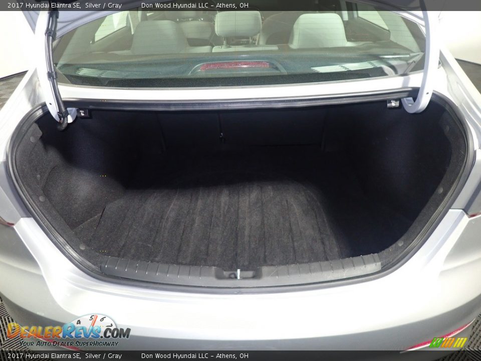 2017 Hyundai Elantra SE Silver / Gray Photo #14