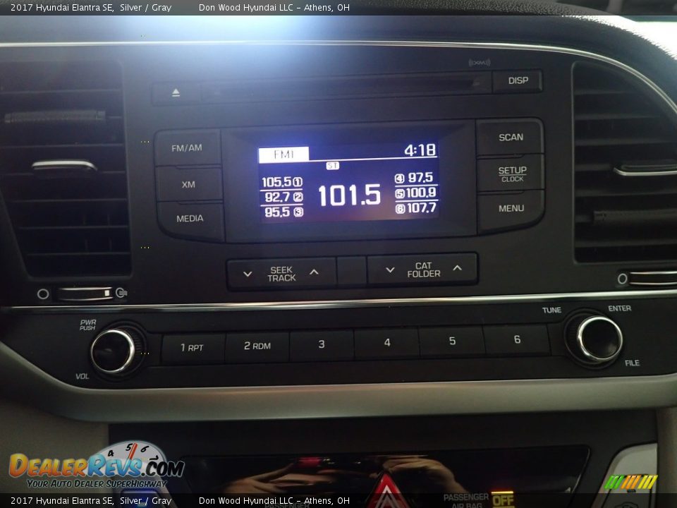 2017 Hyundai Elantra SE Silver / Gray Photo #25