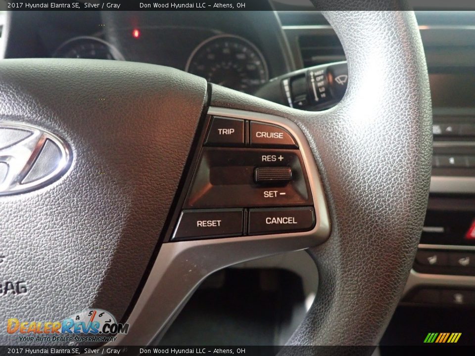 2017 Hyundai Elantra SE Silver / Gray Photo #29