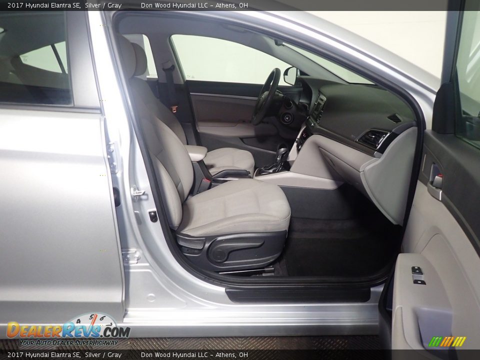 2017 Hyundai Elantra SE Silver / Gray Photo #36