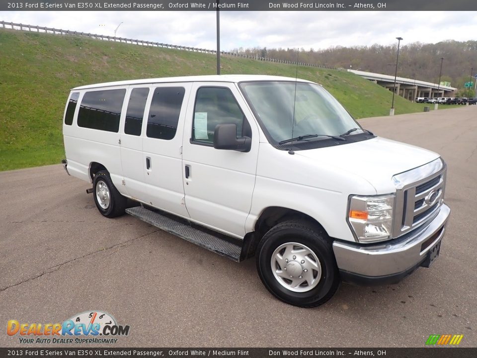 2013 Ford E Series Van E350 XL Extended Passenger Oxford White / Medium Flint Photo #2