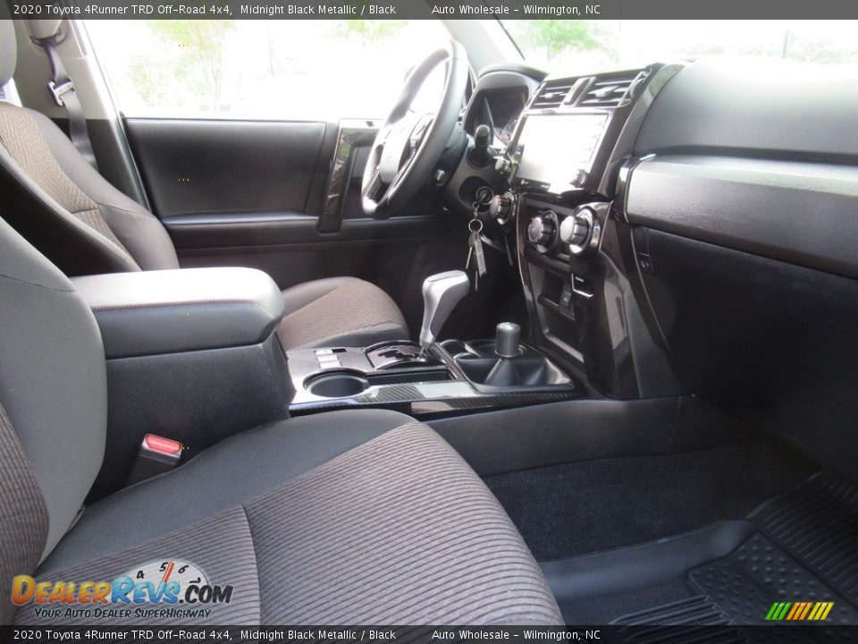 2020 Toyota 4Runner TRD Off-Road 4x4 Midnight Black Metallic / Black Photo #11