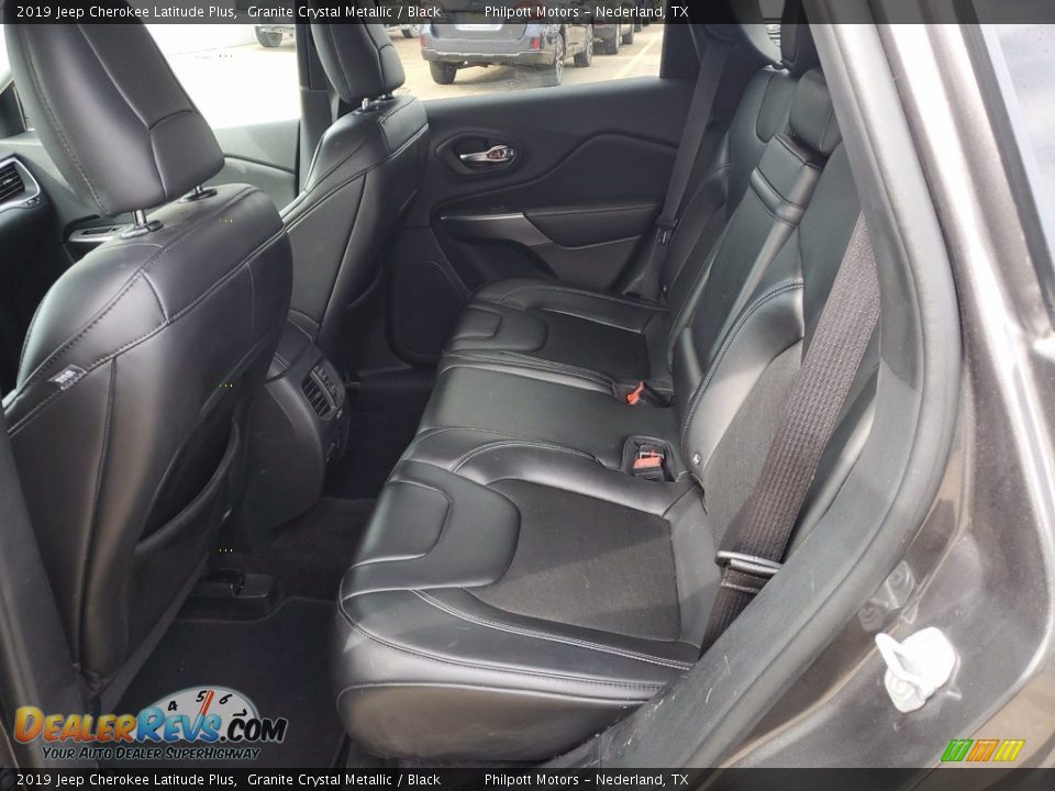 2019 Jeep Cherokee Latitude Plus Granite Crystal Metallic / Black Photo #6