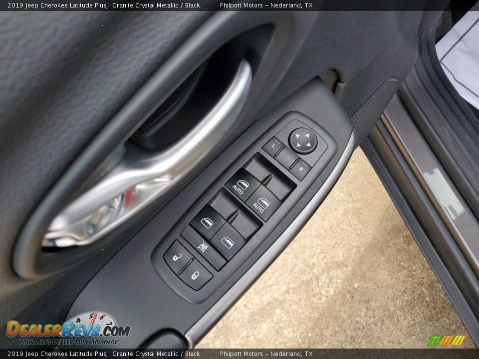 2019 Jeep Cherokee Latitude Plus Granite Crystal Metallic / Black Photo #13