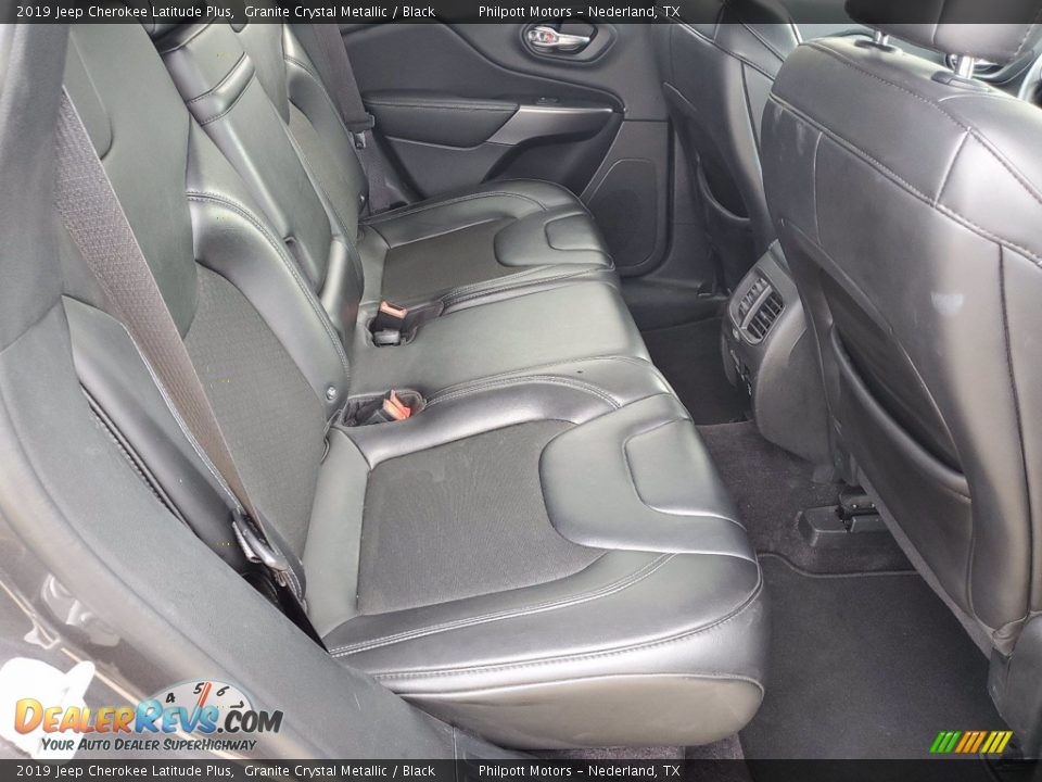 2019 Jeep Cherokee Latitude Plus Granite Crystal Metallic / Black Photo #27