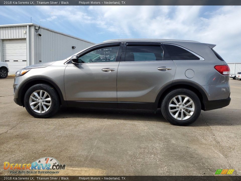 Titanium Silver 2018 Kia Sorento LX Photo #7