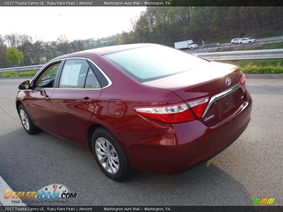 2017 Toyota Camry LE Ruby Flare Pearl / Almond Photo #11